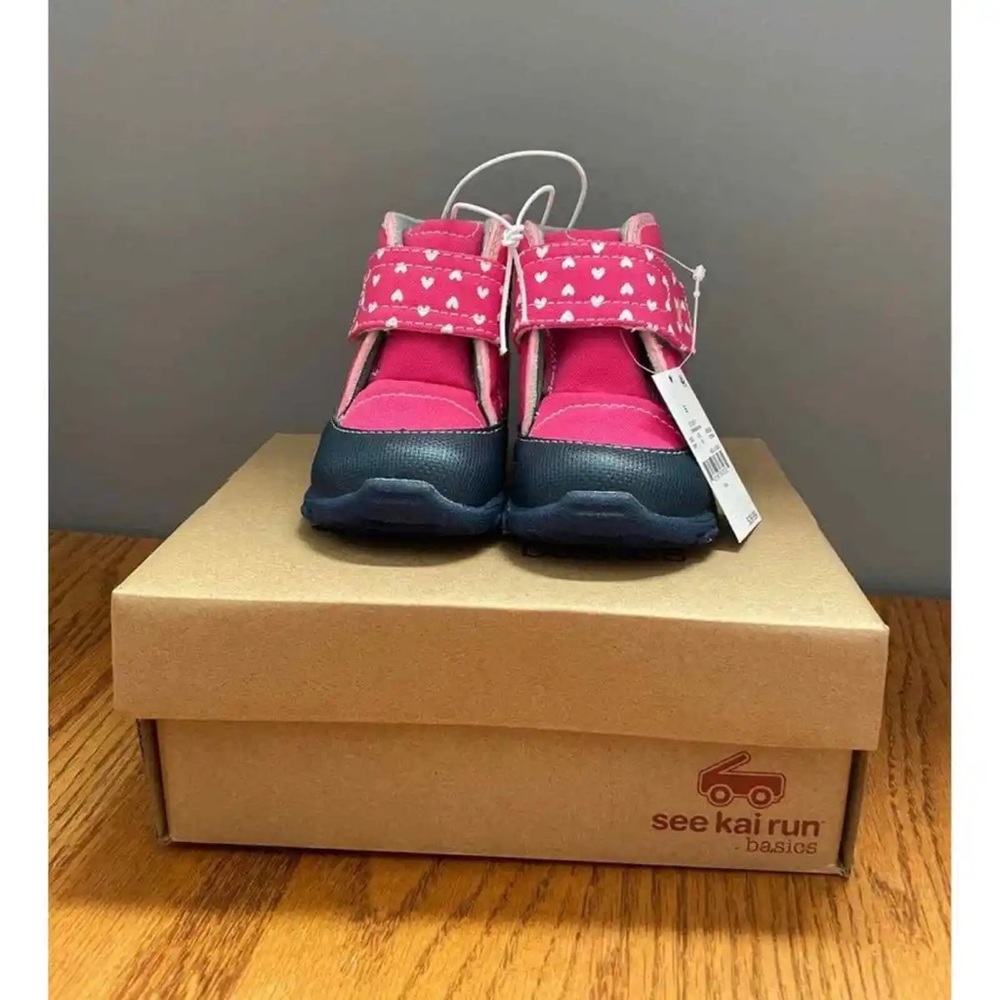 NEW See Kai Run Insulated Waterproof boots baby toddler size 5 - 12-18M